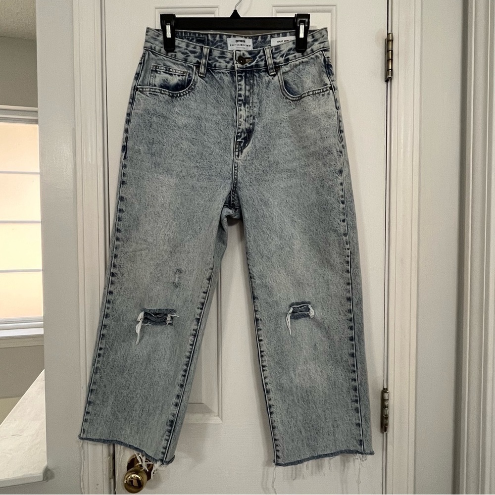 Cotton On high rise cropped distressed raw hem 100% recycled cotton jeans, US4.